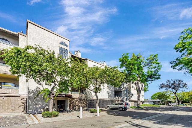 1234 Stanhope Lane, Hayward CA: https://media.crmls.org/mediaz/a83c10cf-f0e6-4724-b912-a73ca65a68d3.jpg