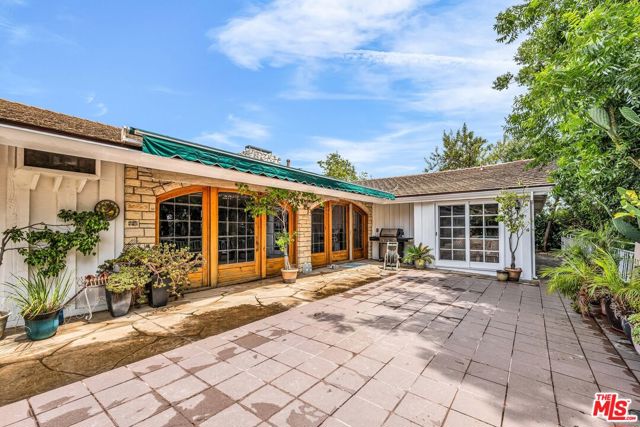 Drew Fenton | 16560 Park Lane Circle Los Angeles CA | MLS: 7286867