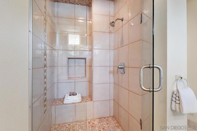 11020 Horizon Hills Dr, El Cajon CA: https://media.crmls.org/mediaz/a83dd1d0-4dba-4178-af40-abc9860eb542.jpg