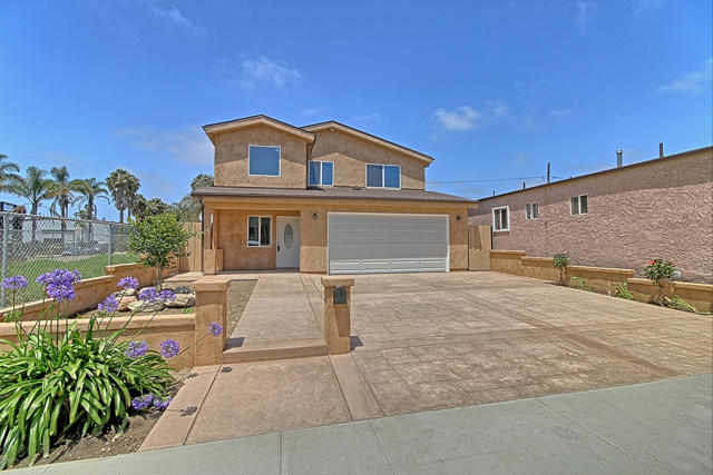 159 S Hayes Avenue, Oxnard CA: https://media.crmls.org/mediaz/a83de221-e52a-4fec-9ab0-794555834319.jpg