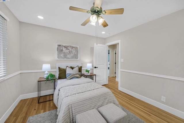 5041 Golden Rd, Pleasanton CA: https://media.crmls.org/mediaz/a83df919-e955-4bb5-be34-369aa9edbeae.jpg