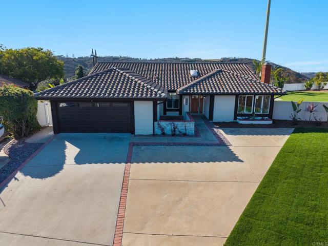 Detail Gallery Image 5 of 41 For 2002 Ladera Ct, Carlsbad,  CA 92009 - 4 Beds | 2 Baths