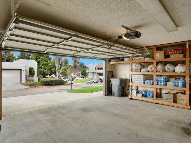 6651 Reservoir Lane, San Diego, California 92115, 3 Bedrooms Bedrooms, ,3 BathroomsBathrooms,Townhouse,For Sale,Reservoir Lane,250019710SD