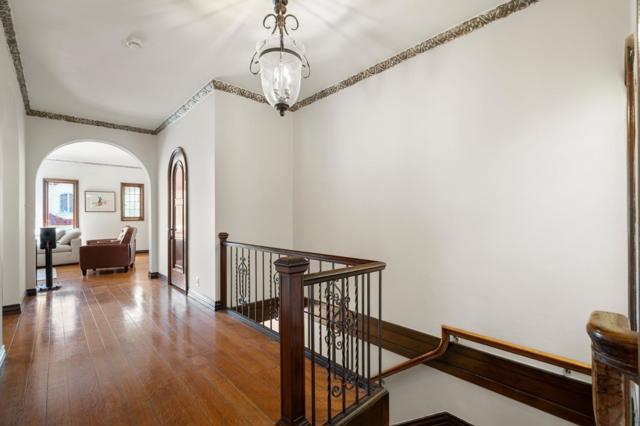 36333635 Webster Street, San Francisco CA: https://media.crmls.org/mediaz/a83ecee7-3a5e-4924-bce5-e1082608b9a6.jpg