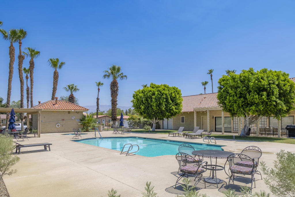 MLS #219136936PS image #2