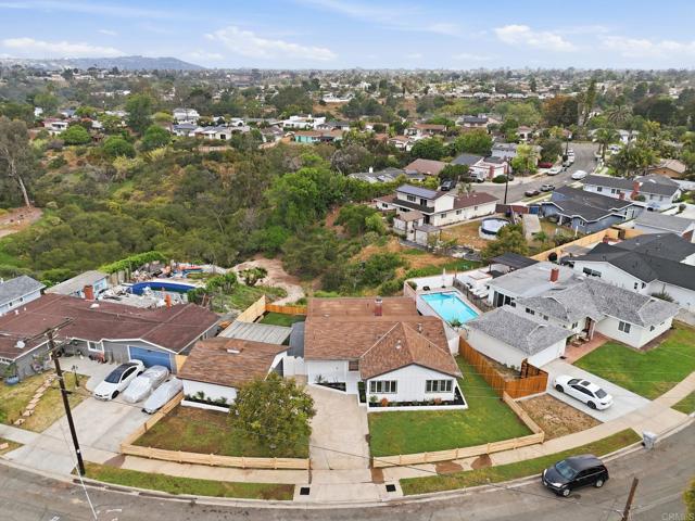 Detail Gallery Image 35 of 35 For 3296 via Bartolo, San Diego,  CA 92111 - 4 Beds | 3 Baths