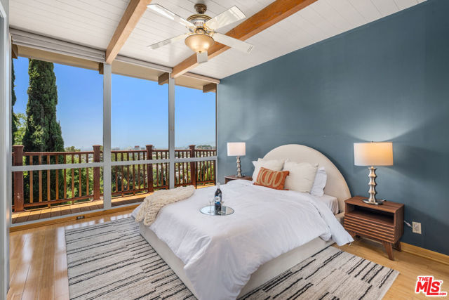3928 Clayton Avenue, Los Angeles CA: https://media.crmls.org/mediaz/a8414b3f-2b18-430b-94f8-3190d1d1f140.jpg