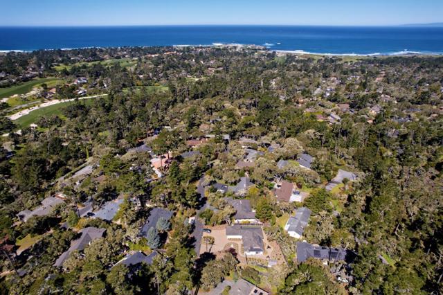 1147 Arrowhead Road, Pebble Beach CA: https://media.crmls.org/mediaz/a842c342-0411-4eea-8ce9-1cca725bdb13.jpg