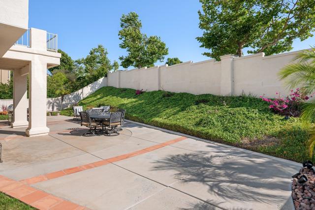 18027 Chieftain Ct, San Diego CA: https://media.crmls.org/mediaz/a8436ad4-dd47-4775-a59c-27114754f8c0.jpg