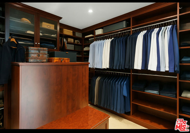 Drew Fenton | 1060 Chantilly Road Los Angeles CA | MLS: 7138387