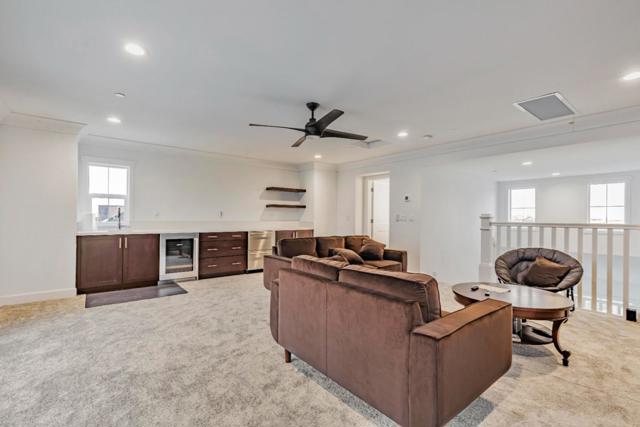 290 Waterside Place, Bethel Island CA: https://media.crmls.org/mediaz/a8447d42-bc04-4d73-a499-bc2828e7bbc3.jpg