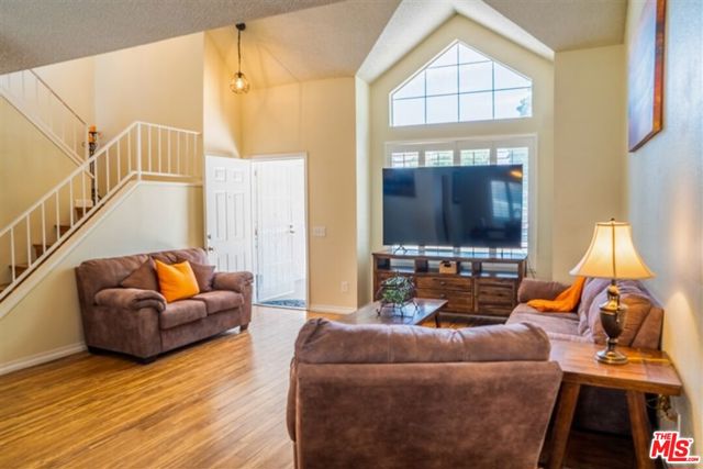 37411 Sheffield Drive, Palmdale CA: https://media.crmls.org/mediaz/a8448197-7183-488c-b241-4e6cf99b2a8a.jpg