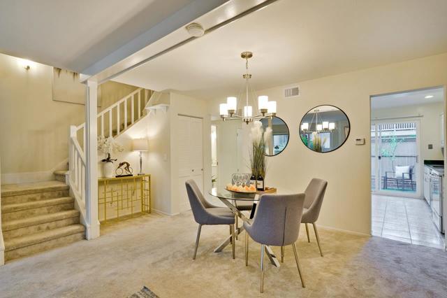 19423 Vineyard Lane, Saratoga CA: https://media.crmls.org/mediaz/a844b7b3-2470-4c15-863e-6c8c6f868fb4.jpg