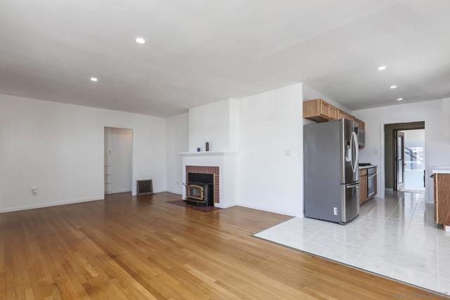 4445 Coronado Ave, San Diego CA: https://media.crmls.org/mediaz/a8451863-9164-4a4e-be71-719b441f9a99.jpg