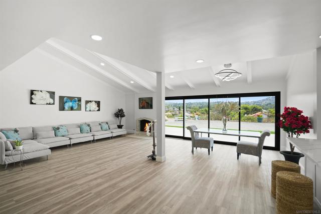 12645 Pacato Circle S, San Diego CA: https://media.crmls.org/mediaz/a8454281-99a8-4c27-99ac-eae39fc77bcd.jpg