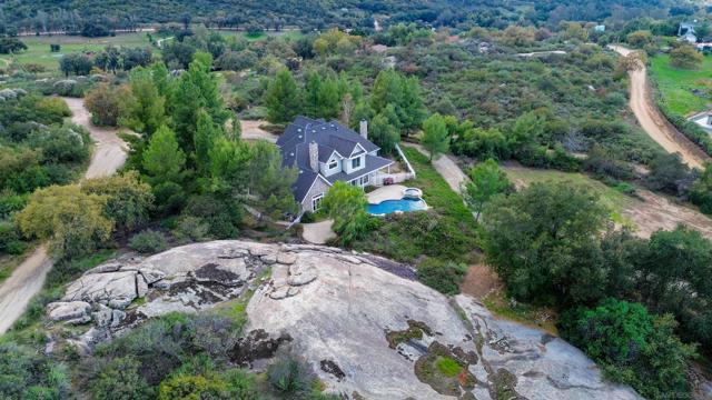 26691 Oak Trail Rd, Valley Center CA: https://media.crmls.org/mediaz/a845891a-b341-46d9-92bf-ef204c9bd92c.jpg