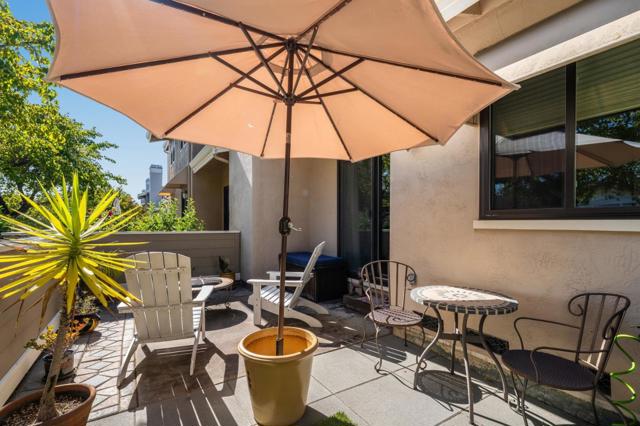 290 Bonita Lane, Foster City CA: https://media.crmls.org/mediaz/a8467b67-e9ff-441d-acbf-6cb31dc43c75.jpg