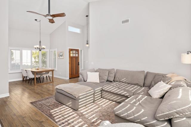 Detail Gallery Image 11 of 43 For 1756 Still Water Glen, Escondido,  CA 92026 - 2 Beds | 2 Baths