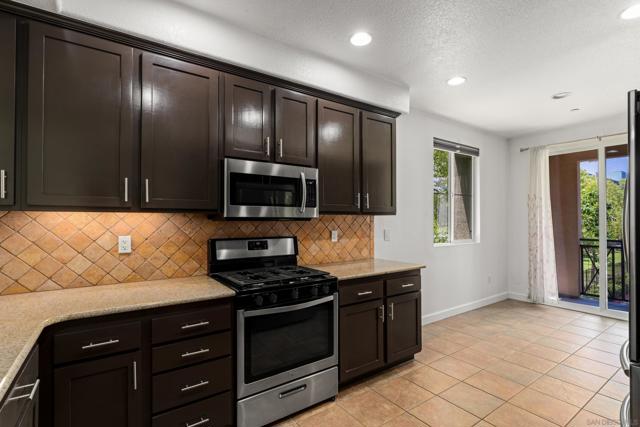 4952 Haight Terrace, San Diego CA: https://media.crmls.org/mediaz/a848338f-6678-4a3b-95c0-06723b31d2c9.jpg