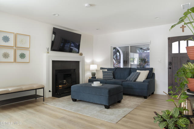 230 N Gerona Avenue, San Gabriel CA: https://media.crmls.org/mediaz/a8491466-f869-41e5-aeb0-ae801887da76.jpg