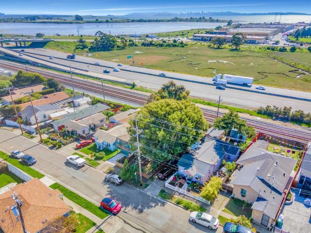 2619 Columbia Boulevard, Richmond CA: https://media.crmls.org/mediaz/a84a0742-ed66-4faa-b39e-aeaf08e5896d.jpg