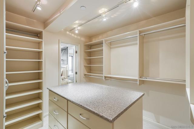 Image 35 of 46 For 1810 Avenida Del Mundo  703