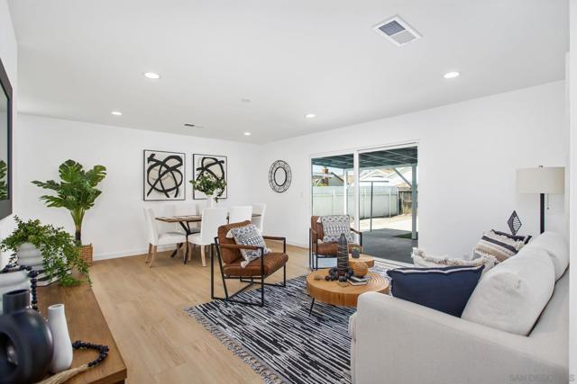 1134 Dearborn Dr, San Diego CA: https://media.crmls.org/mediaz/a84a9631-cb5a-4027-812a-70dbdbad0c2e.jpg