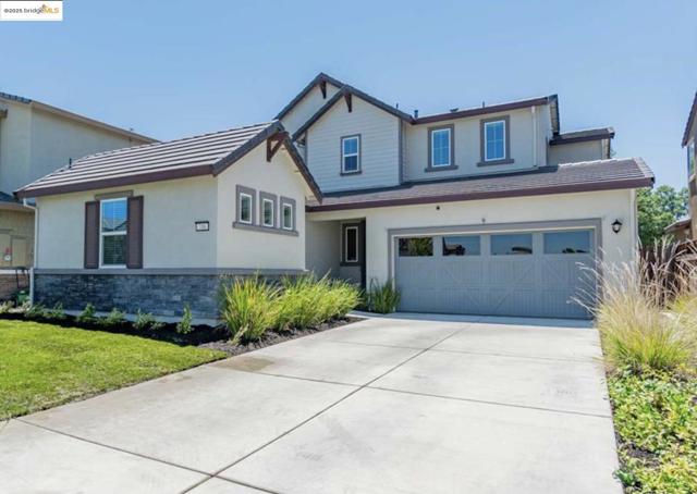 716 Cabada Dr, Brentwood CA: https://media.crmls.org/mediaz/a84aa6dc-9f0b-4d4c-a59a-7cd780c273f0.jpg