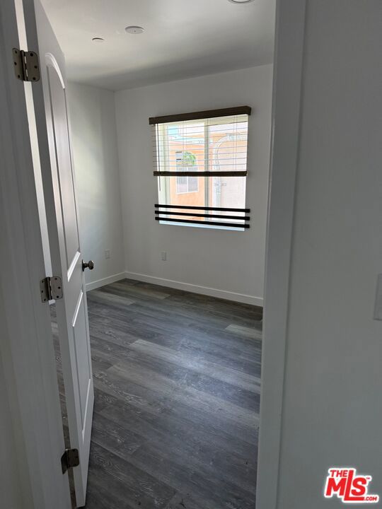 6644 IRVINE Avenue, North Hollywood CA: https://media.crmls.org/mediaz/a84ac2f9-3a09-41ff-a03f-30ce021a68b3.jpg