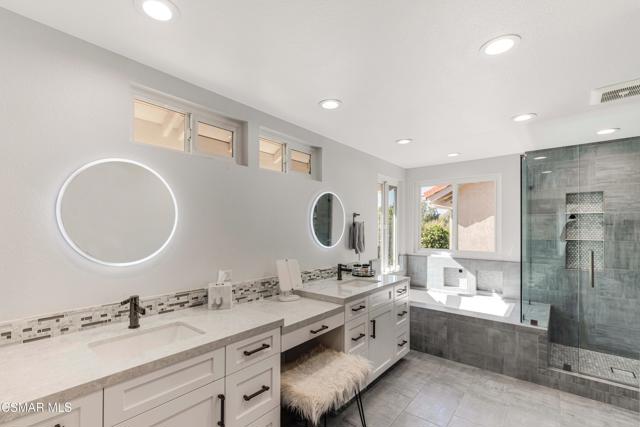 12147 Alder Grove Street, Moorpark CA: https://media.crmls.org/mediaz/a84bb838-dc6a-4e33-af2e-7b5735676bc9.jpg