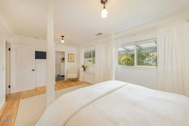 930 Fairview Road, Ojai CA: https://media.crmls.org/mediaz/a84c0d9b-6dc5-4bbf-b4ae-da2b009afc96.jpg