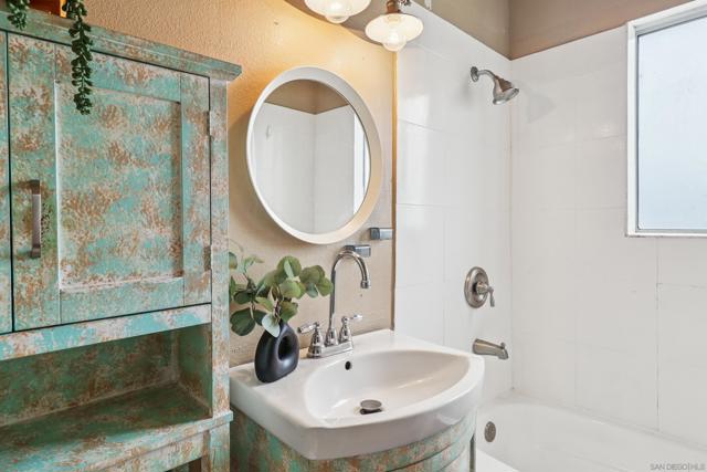 6017 Broadway, San Diego CA: https://media.crmls.org/mediaz/a84c2df1-6d03-4b61-8c11-a98e2a5e3469.jpg