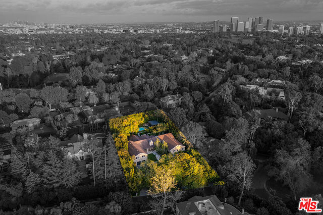 Drew Fenton | 422 Parkwood Drive Los Angeles CA | MLS: 7209274