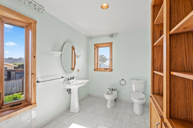 Detail Gallery Image 28 of 34 For 960 Glass Beach Dr, Fort Bragg,  CA 95437 - 2 Beds | 2 Baths