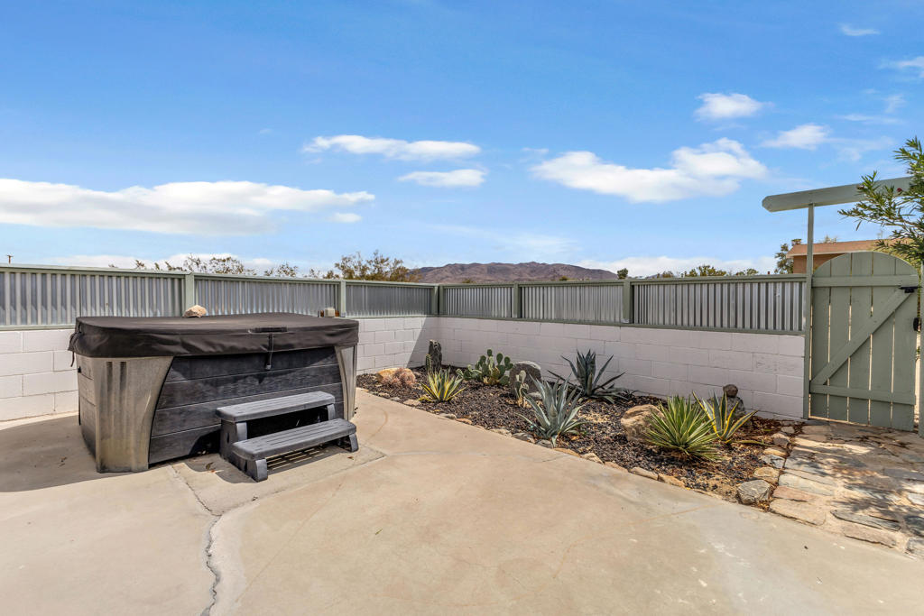 MLS #219135012DA image #29