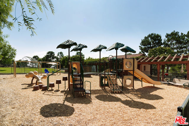 Drew Fenton | 16844 Calle De Sarah Pacific Palisades CA | MLS: 7448123