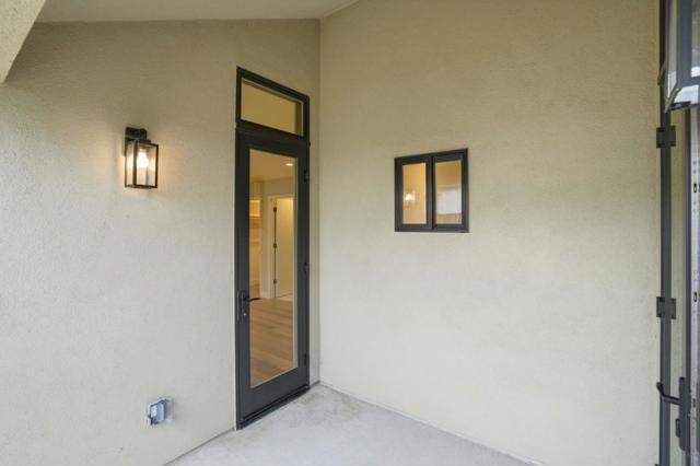 1115 Spruce Street, Millbrae CA: https://media.crmls.org/mediaz/a8531a9d-f885-45e4-ad51-58a5793ebaf2.jpg