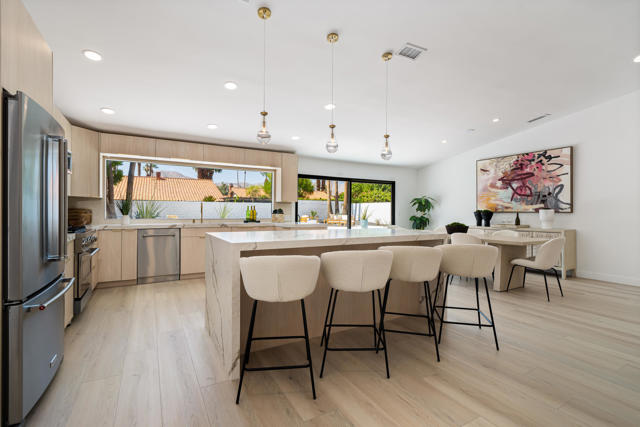 69291 Tamala Avenue, Cathedral City CA: https://media.crmls.org/mediaz/a854b004-9964-4be6-a8b4-08fcf751f6f4.jpg