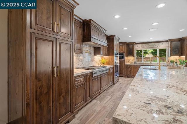 221 El Sobrante Dr, Danville CA: https://media.crmls.org/mediaz/a855006e-82ef-4c50-a758-0e3518bcc8b9.jpg