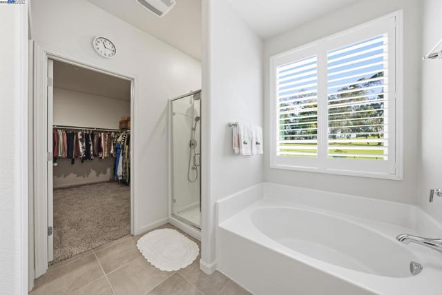 4158 Markovich Ct, Richmond CA: https://media.crmls.org/mediaz/a8554194-16b7-4c28-ba86-43694e6d1c1c.jpg