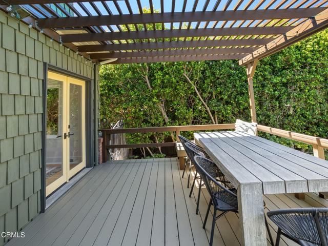 1327 Campbell Street, Glendale CA: https://media.crmls.org/mediaz/a855e1c0-6039-4d61-9eb0-51f942902adb.jpg
