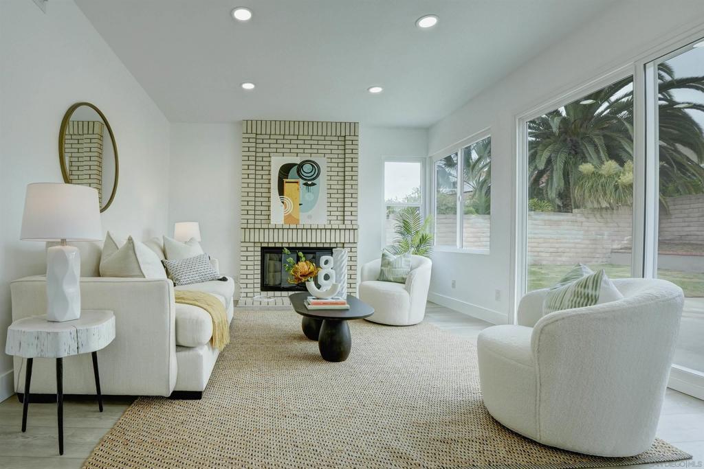 MLS #250025010SD img 13