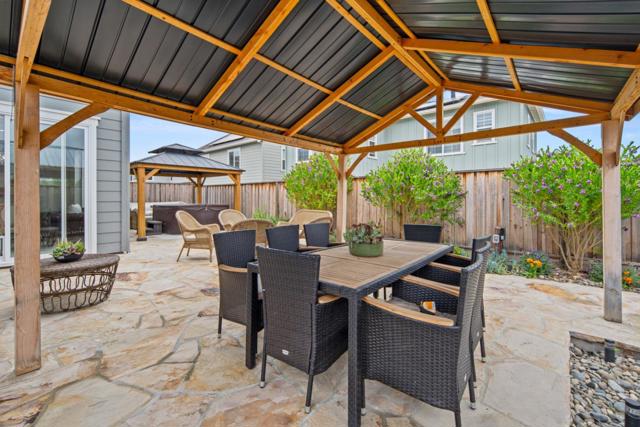287 Skyview Drive, Marina CA: https://media.crmls.org/mediaz/a856520f-89d0-418e-ba1a-70791a4dbc84.jpg