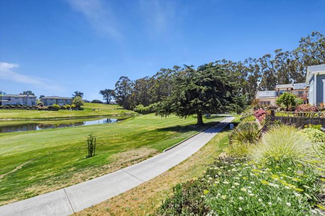 121 Carnoustie Drive, Half Moon Bay CA: https://media.crmls.org/mediaz/a8568ac3-961c-4c3e-bb1c-0ac748bf033e.jpg