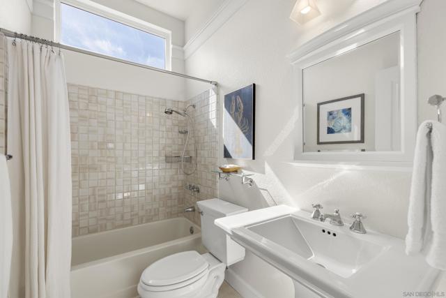 1910 Vineyard Avenue, Vista CA: https://media.crmls.org/mediaz/a856abcb-8b57-4724-bff9-9275a457ac7d.jpg