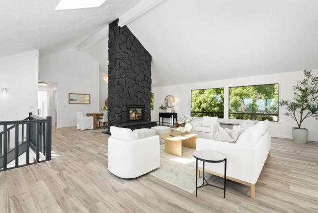607 Saint Andrews Drive, Aptos CA: https://media.crmls.org/mediaz/a856b0e4-2305-4639-8a16-9e1027efd113.jpg
