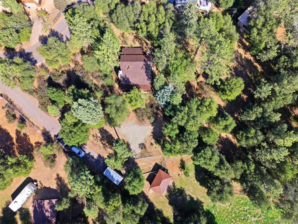 https://media.crmls.org/mediaz/a856c3da-acdf-47f2-88ff-8b81d801ea9a.jpg?preset=X-Large