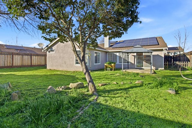 Image 23 of 30 For 6953 Foxtail Dr