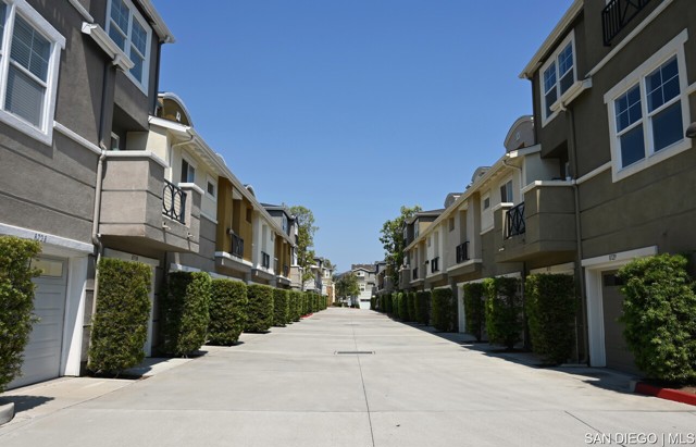 Image 13 of 17 For 8732 Esplanade Park Ln