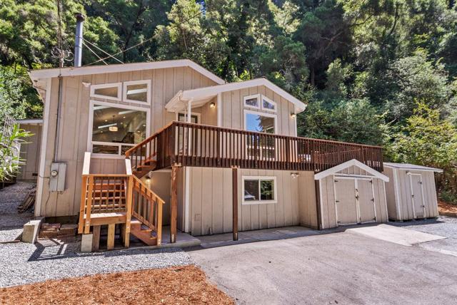 794 Cathedral Drive, Aptos CA: https://media.crmls.org/mediaz/a857f448-6be9-45a4-9d4f-170fee632a08.jpg